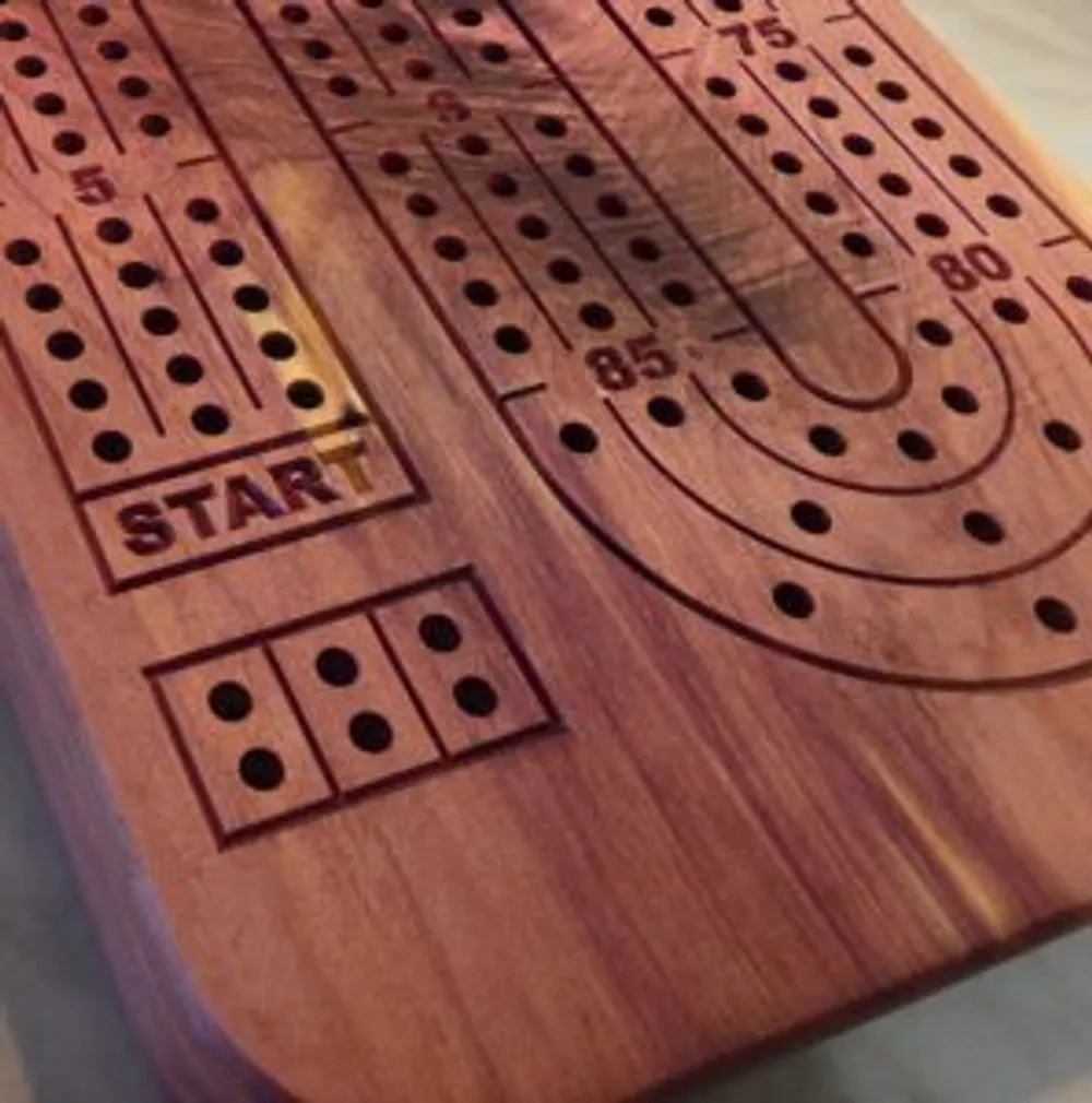Cribbage Board — Aromatic Cedar (Ready to Play)